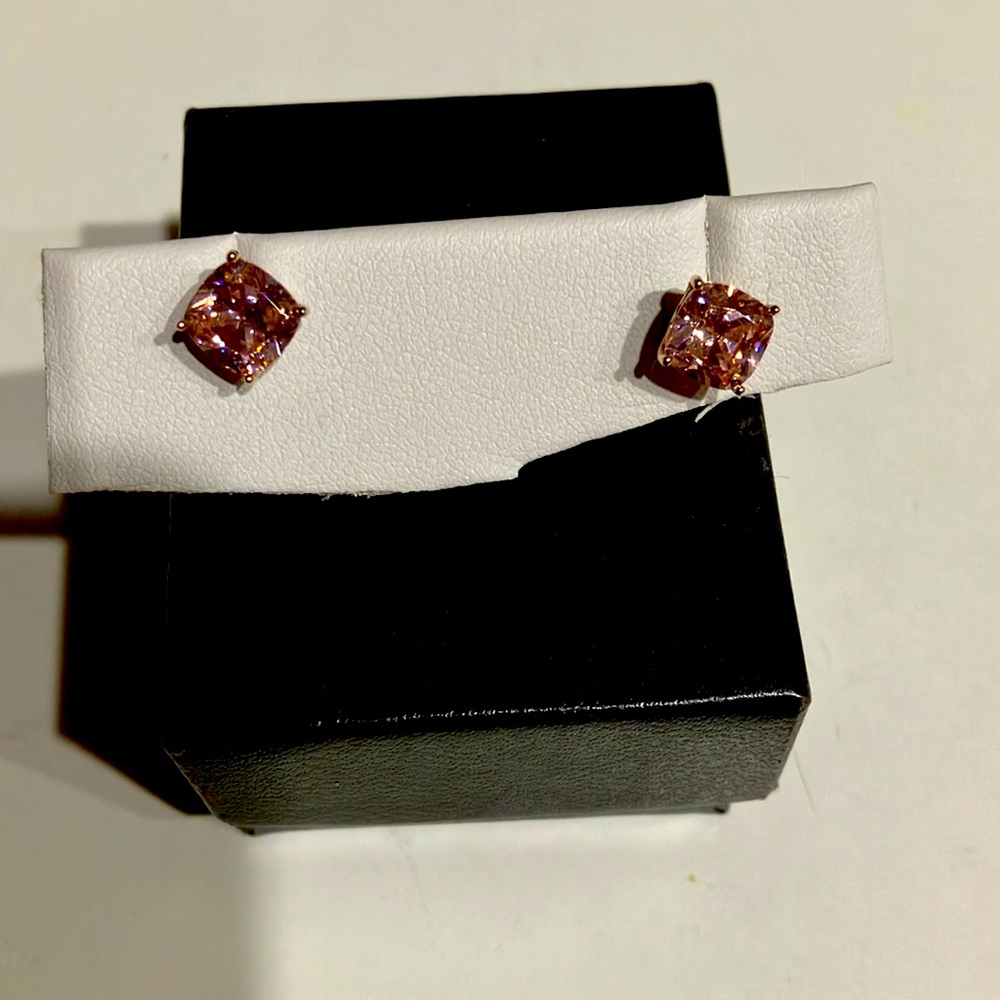 Pink stone stud earrings
